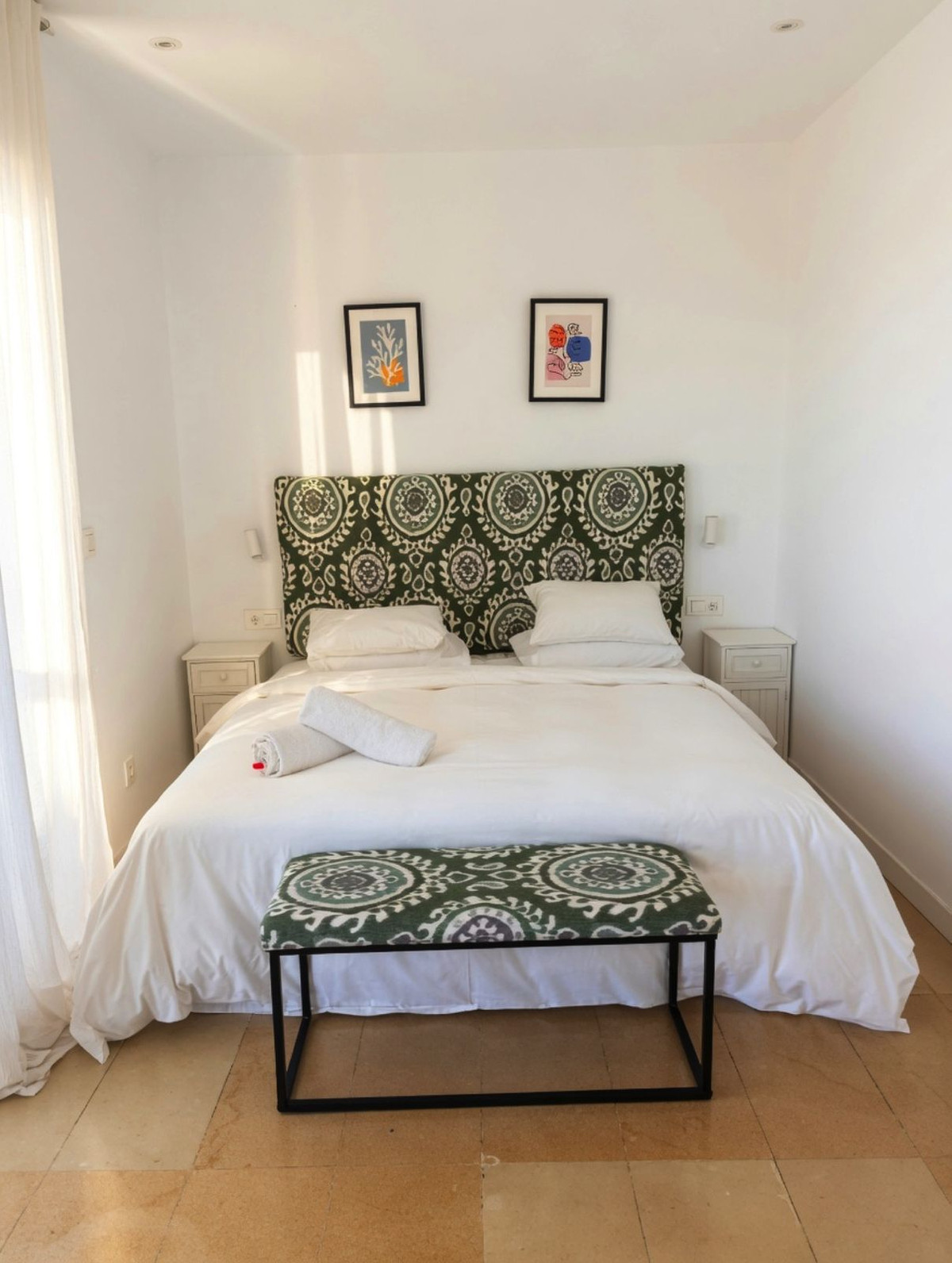 3 Bed Townhouse for sale in San Enrique Costa Del Sol, Cádiz, Spain