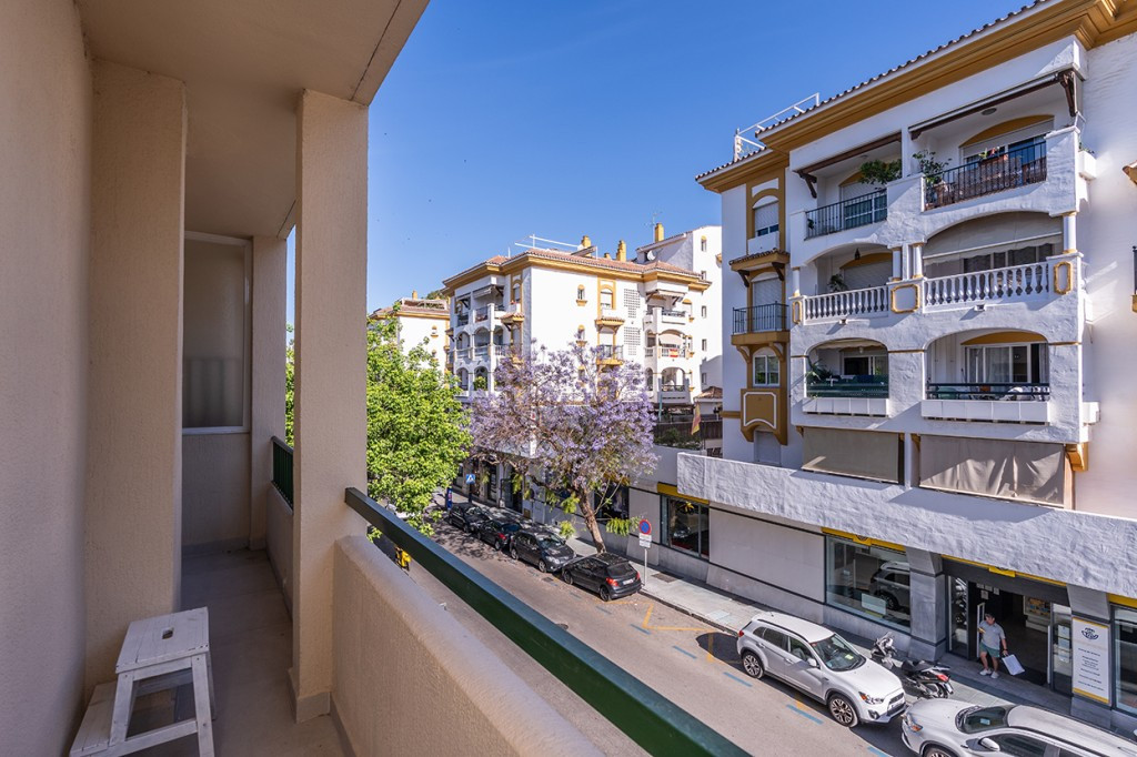 Se vende Apartamento Planta Media de 2 dormitorios en Costa Del Sol, Málaga, España