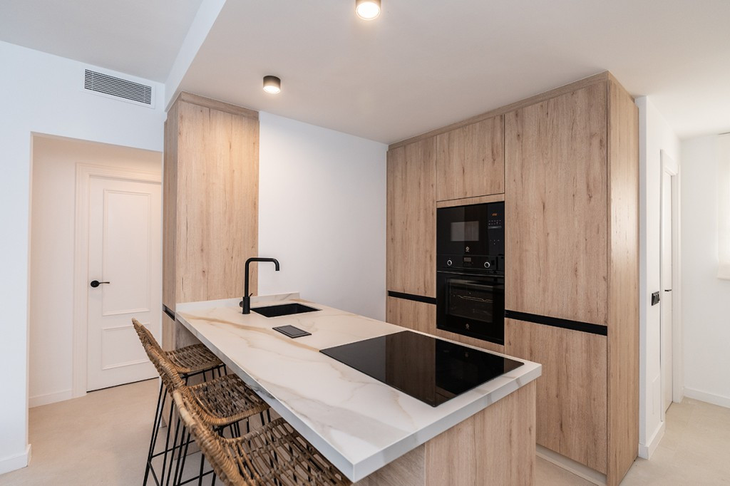Se vende Apartamento Planta Media de 2 dormitorios en Costa Del Sol, Málaga, España