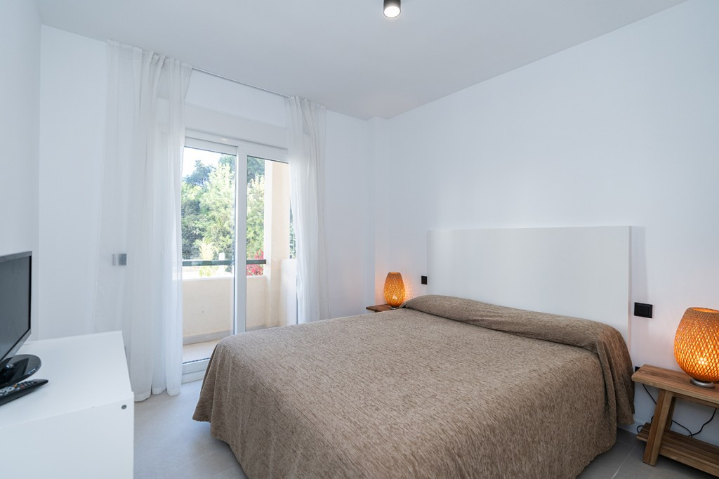 Se vende Apartamento Planta Media de 2 dormitorios en Costa Del Sol, Málaga, España