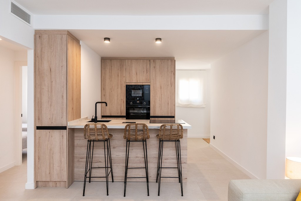 Se vende Apartamento Planta Media de 2 dormitorios en Costa Del Sol, Málaga, España