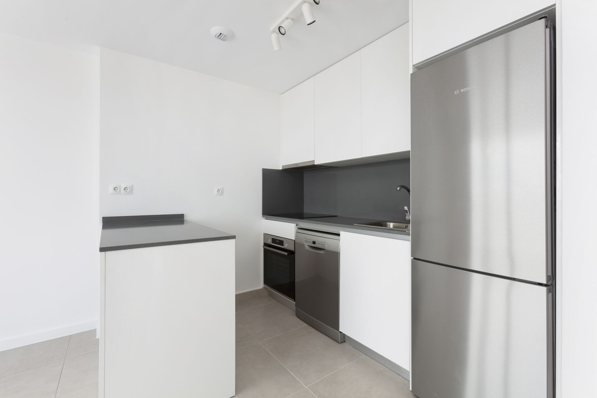 3 Bed Apartment for sale in Estepona Costa Del Sol, Málaga, Spain