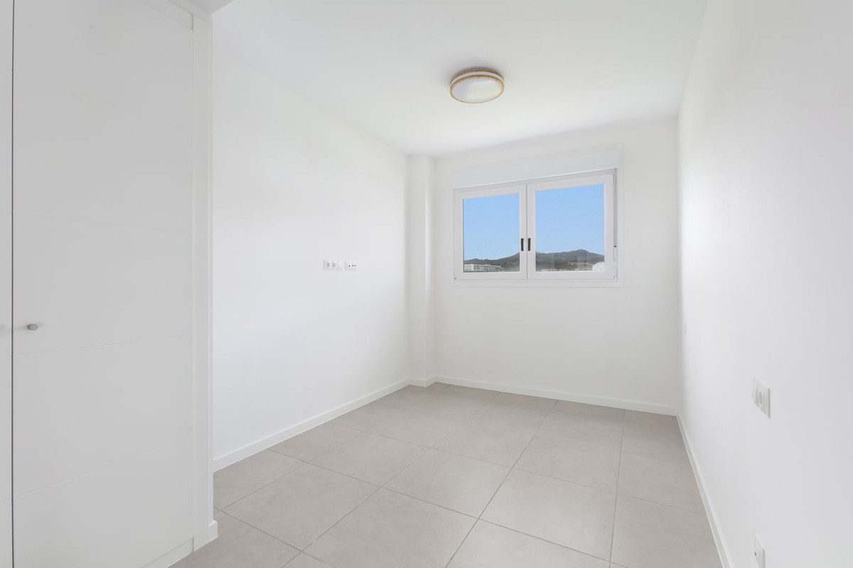3 Bed Apartment for sale in Estepona Costa Del Sol, Málaga, Spain