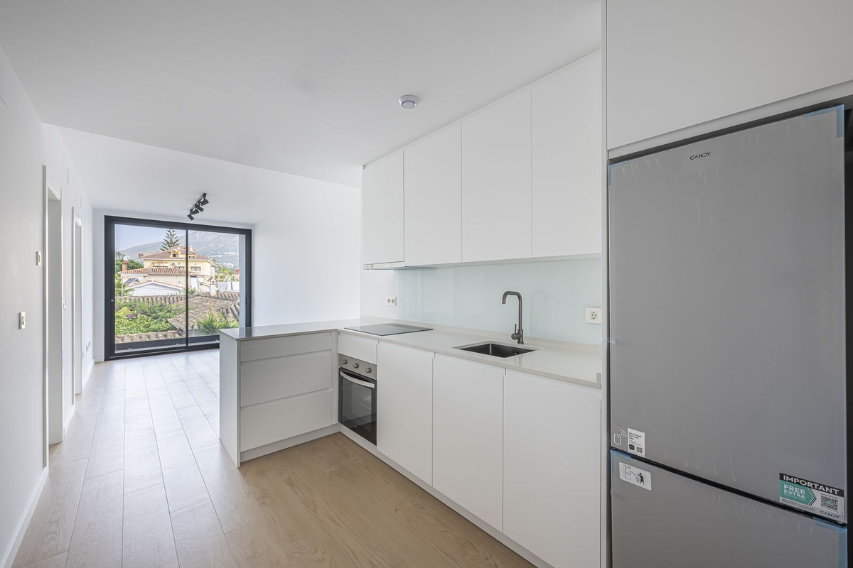 Se vende Apartamento Planta Media de 2 dormitorios en Costa Del Sol, Málaga, España