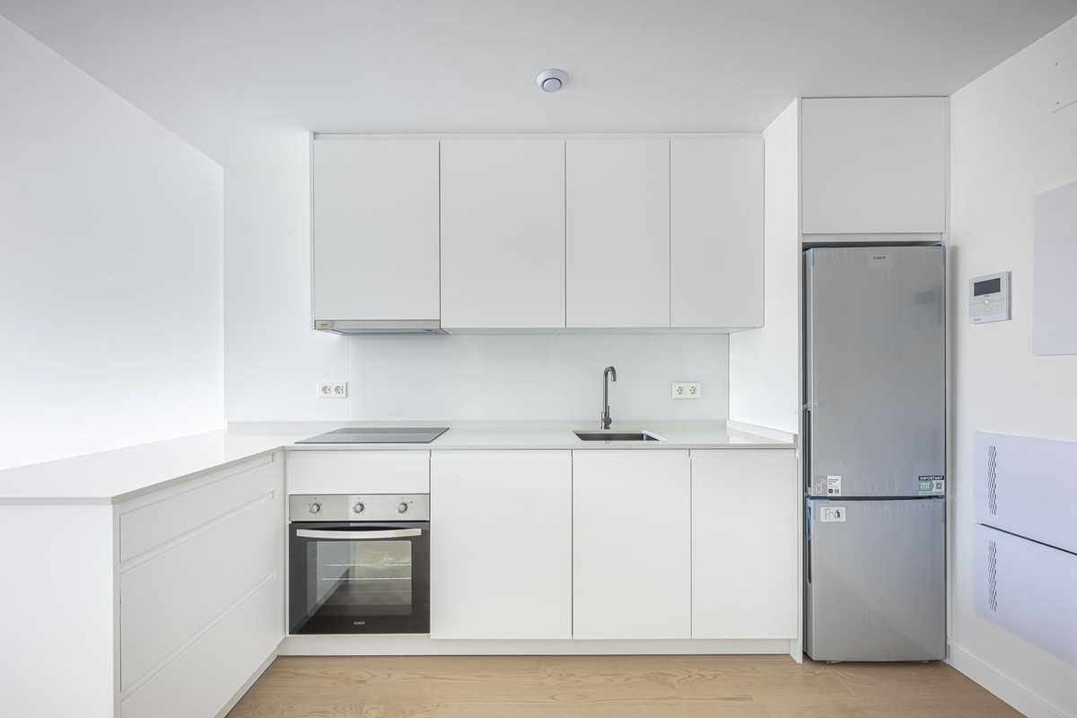 Se vende Apartamento Planta Media de 2 dormitorios en Costa Del Sol, Málaga, España