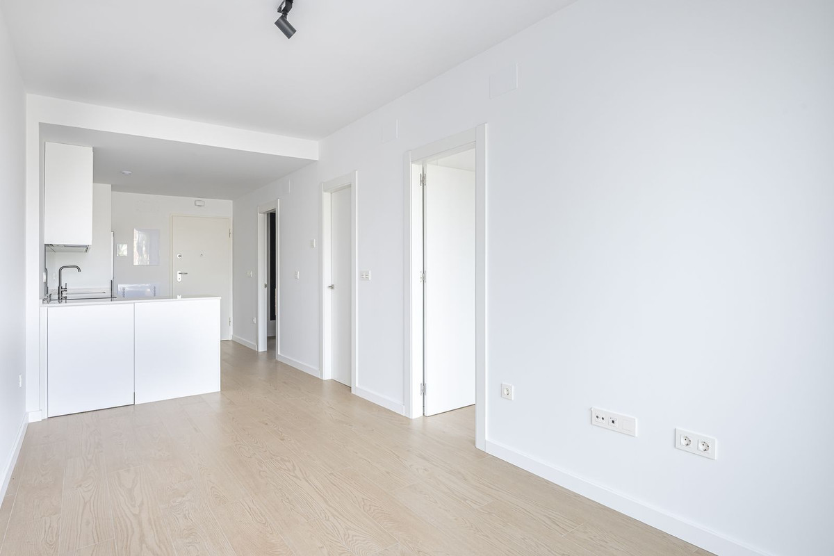 Se vende Apartamento Planta Media de 2 dormitorios en Costa Del Sol, Málaga, España