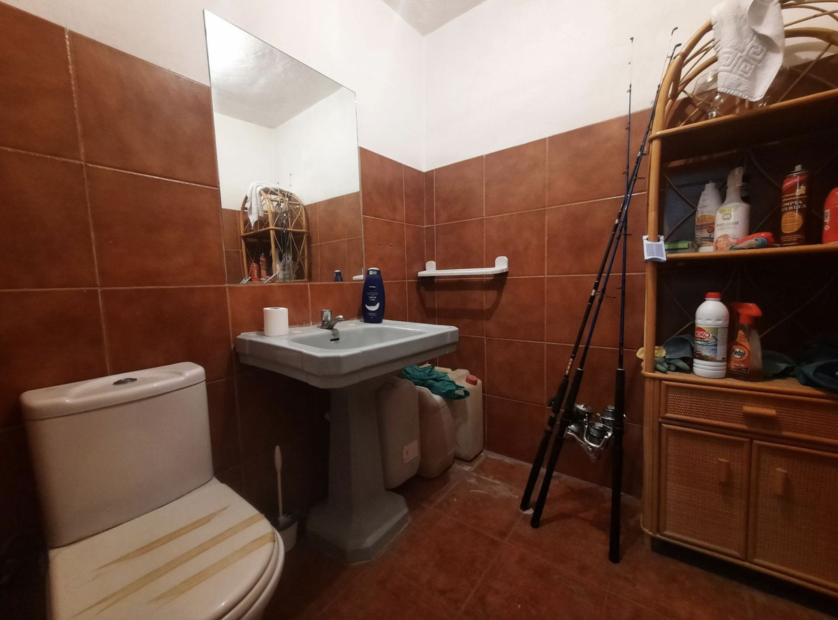 22 Bed Commercial unit for sale in San Pedro De Alcántara Costa Del Sol, Málaga, Spain