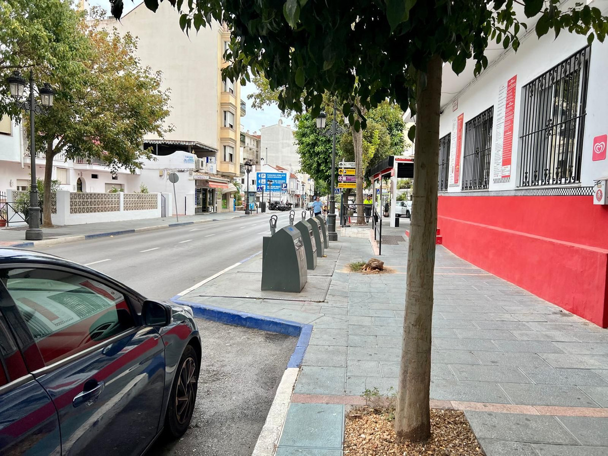 22 Bed Commercial unit for sale in San Pedro De Alcántara Costa Del Sol, Málaga, Spain