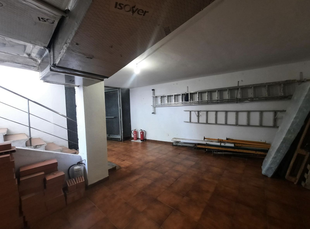 22 Bed Commercial unit for sale in San Pedro De Alcántara Costa Del Sol, Málaga, Spain