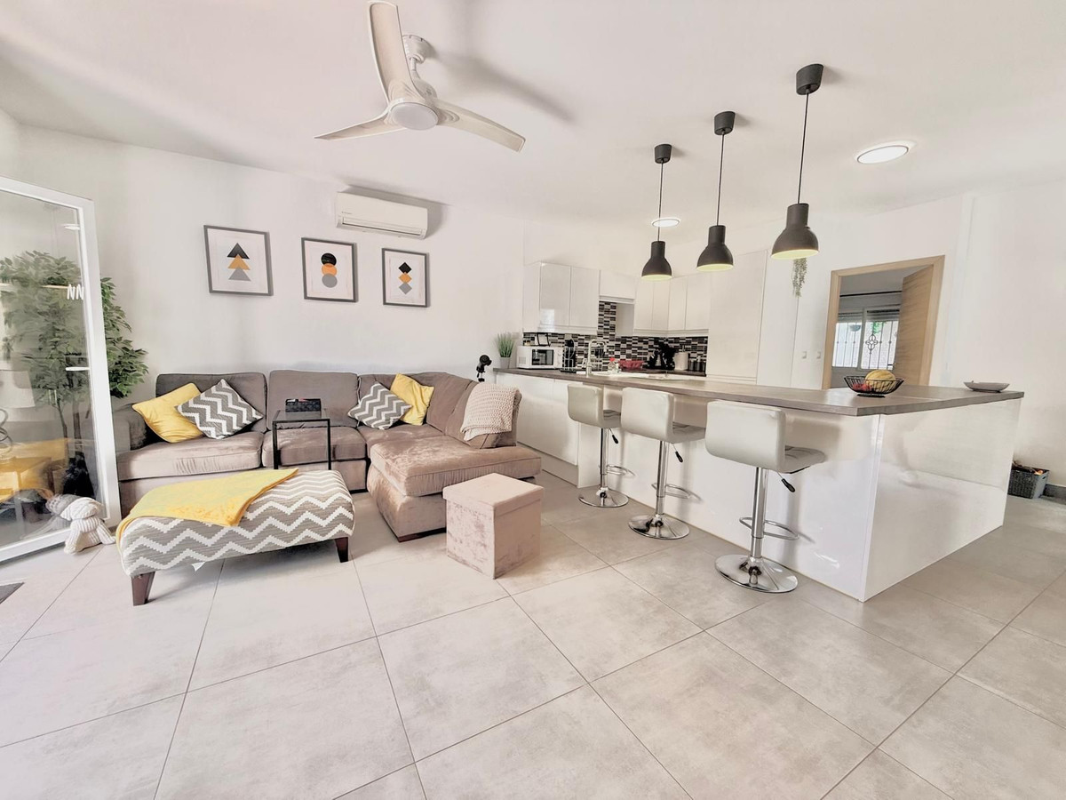 Se vende Pareada de 3 dormitorios en Costa Del Sol, Málaga, España