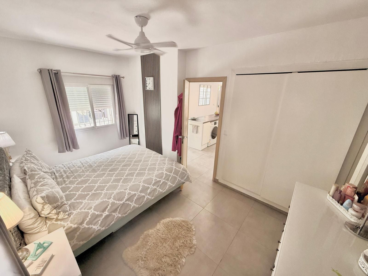 Se vende Pareada de 3 dormitorios en Costa Del Sol, Málaga, España