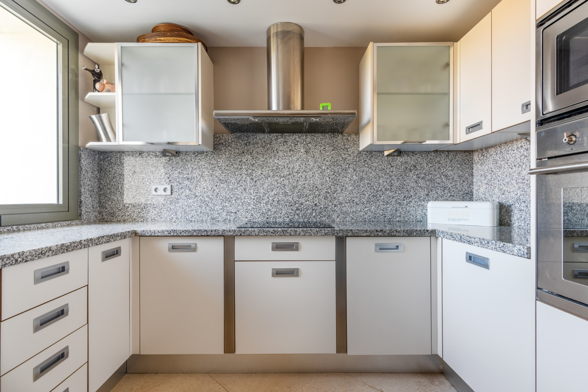 2 Bed Apartment for sale in Los Flamingos Costa Del Sol, Málaga, Spain