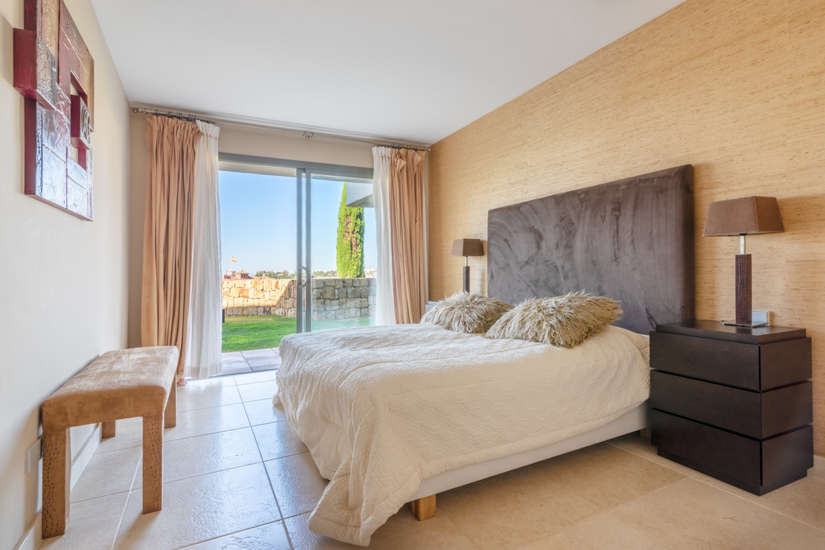 2 Bed Apartment for sale in Los Flamingos Costa Del Sol, Málaga, Spain