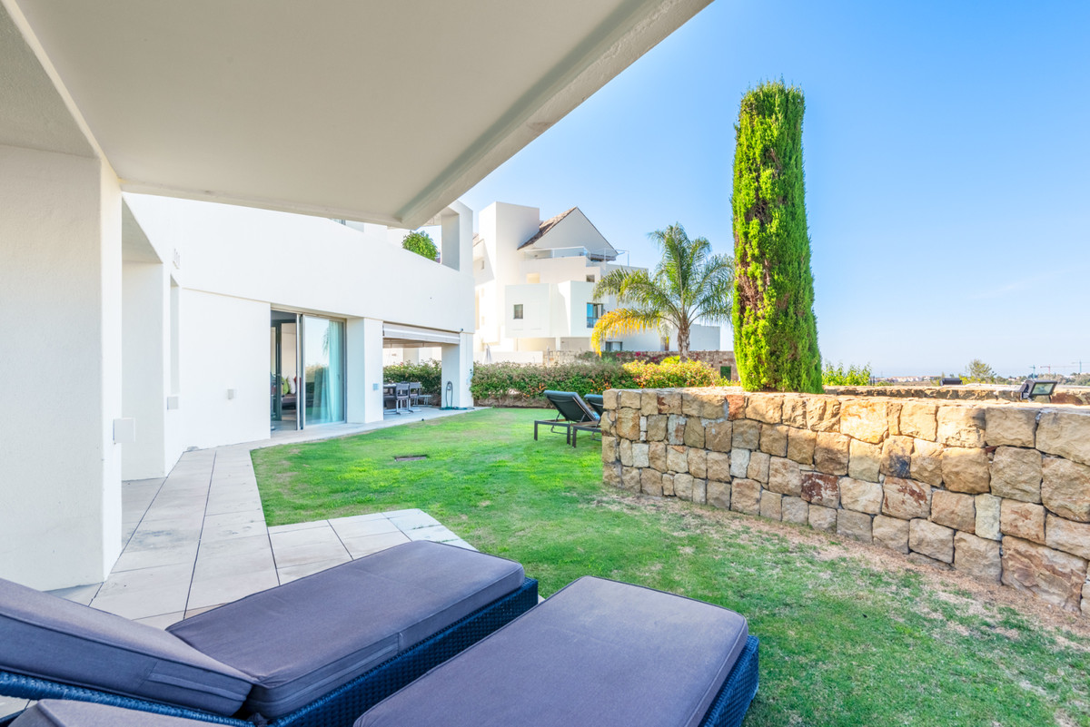 2 Bed Apartment for sale in Los Flamingos Costa Del Sol, Málaga, Spain