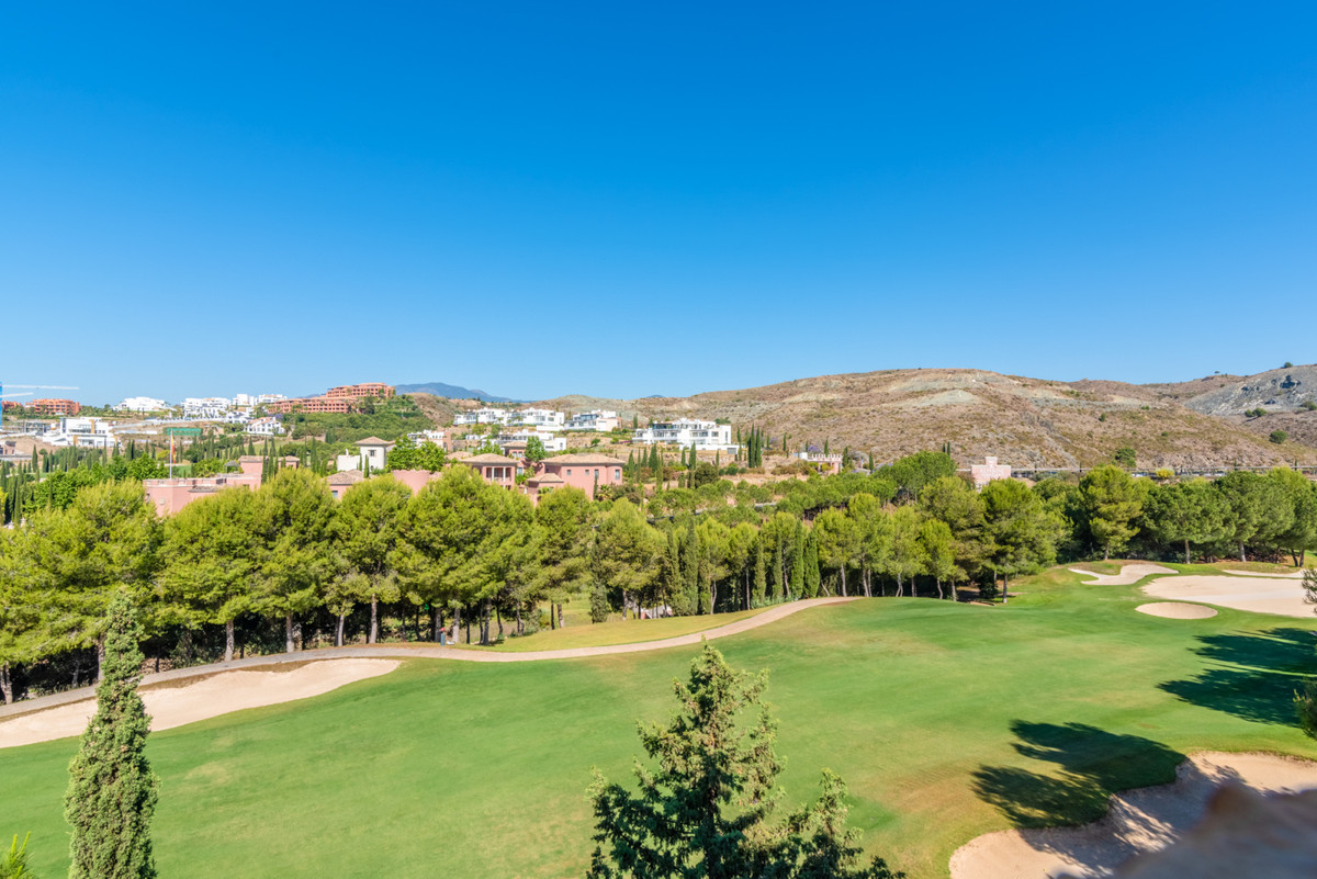 2 Bed Apartment for sale in Los Flamingos Costa Del Sol, Málaga, Spain