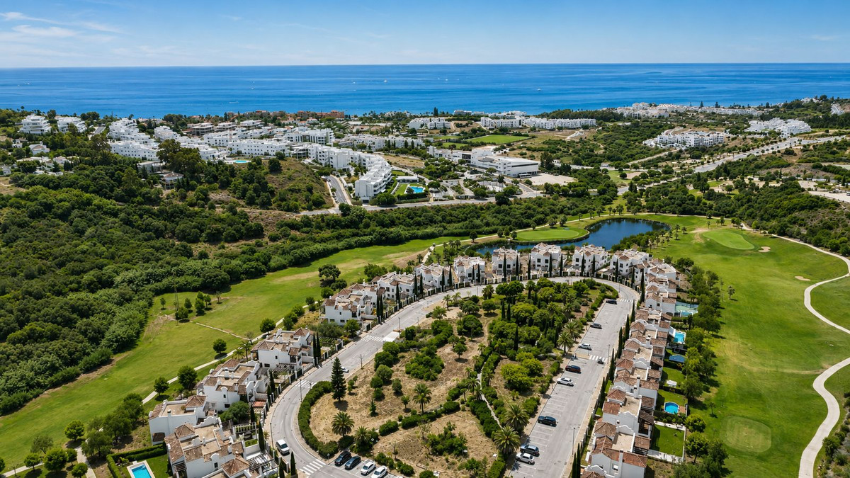3 Bed Townhouse for sale in Estepona Costa Del Sol, Málaga, Spain