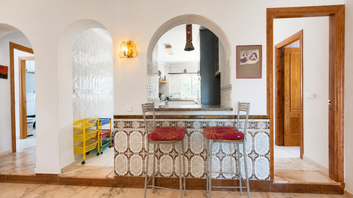 Se vende Villa - Chalet de 3 dormitorios en Costa Del Sol, Málaga, España