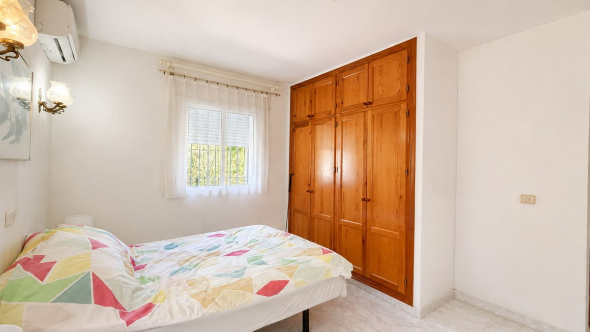 Se vende Villa - Chalet de 3 dormitorios en Costa Del Sol, Málaga, España