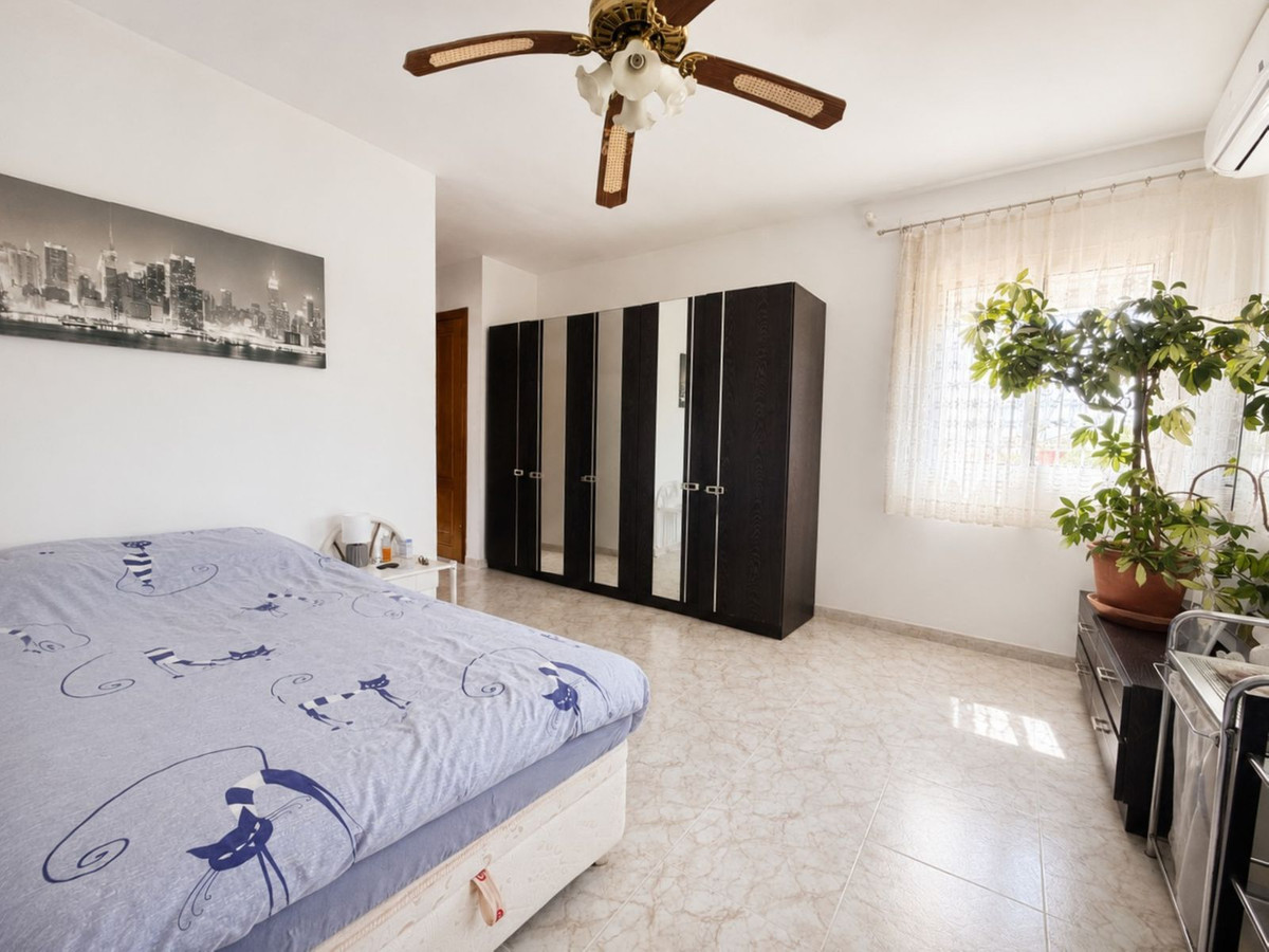 Se vende Villa - Chalet de 3 dormitorios en Costa Del Sol, Málaga, España