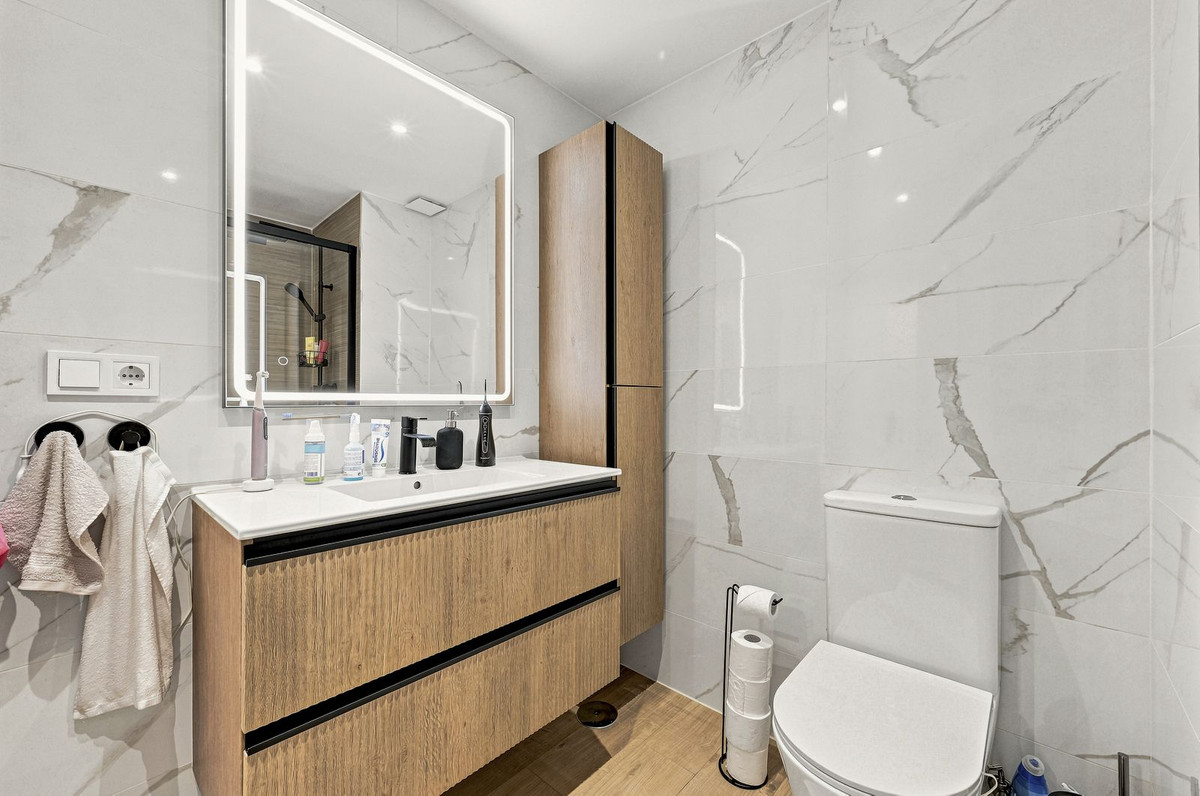 2 Bed Apartment for sale in Reserva De Marbella Costa Del Sol, Málaga, Spain