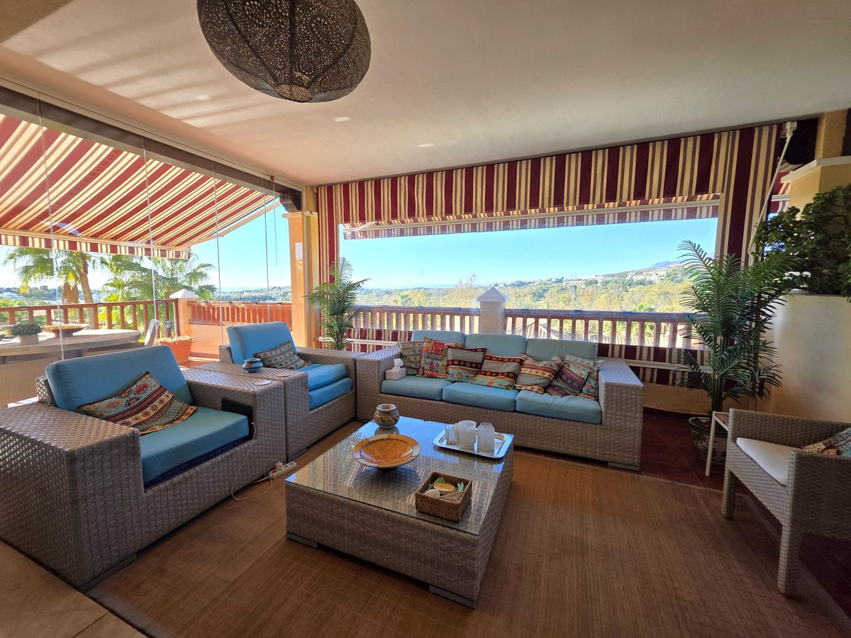 2 Bed Apartment for sale in Atalaya Costa Del Sol, Málaga, Spain