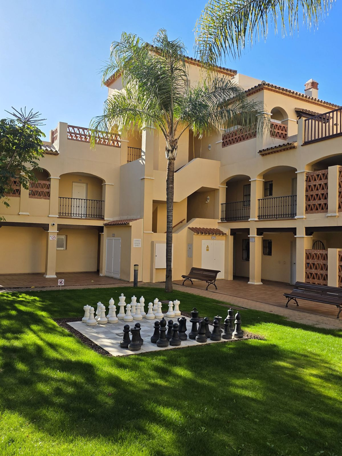 2 Bed Apartment for sale in Atalaya Costa Del Sol, Málaga, Spain