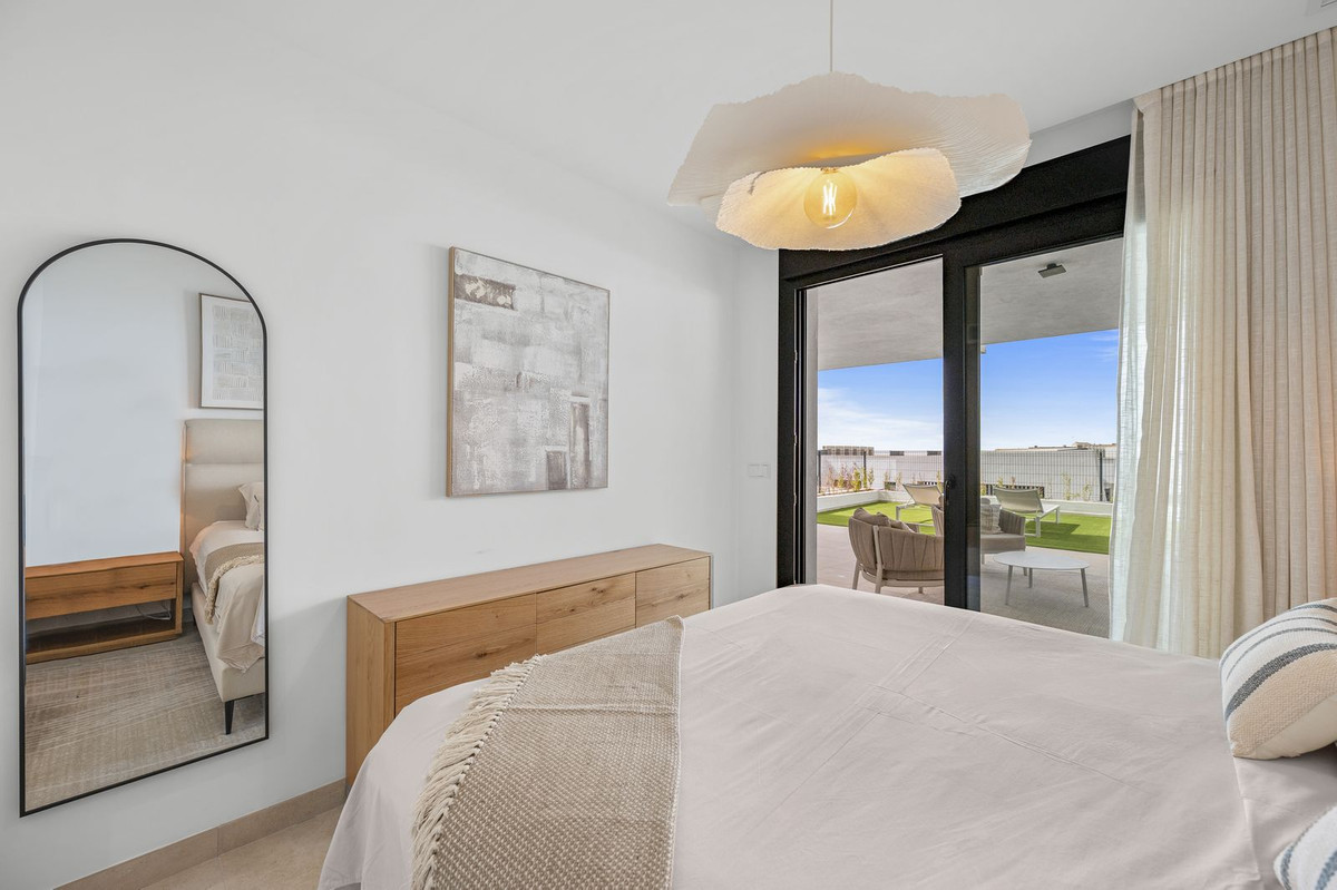 2 Bed Apartment for sale in Fuengirola Costa Del Sol, Málaga, Spain