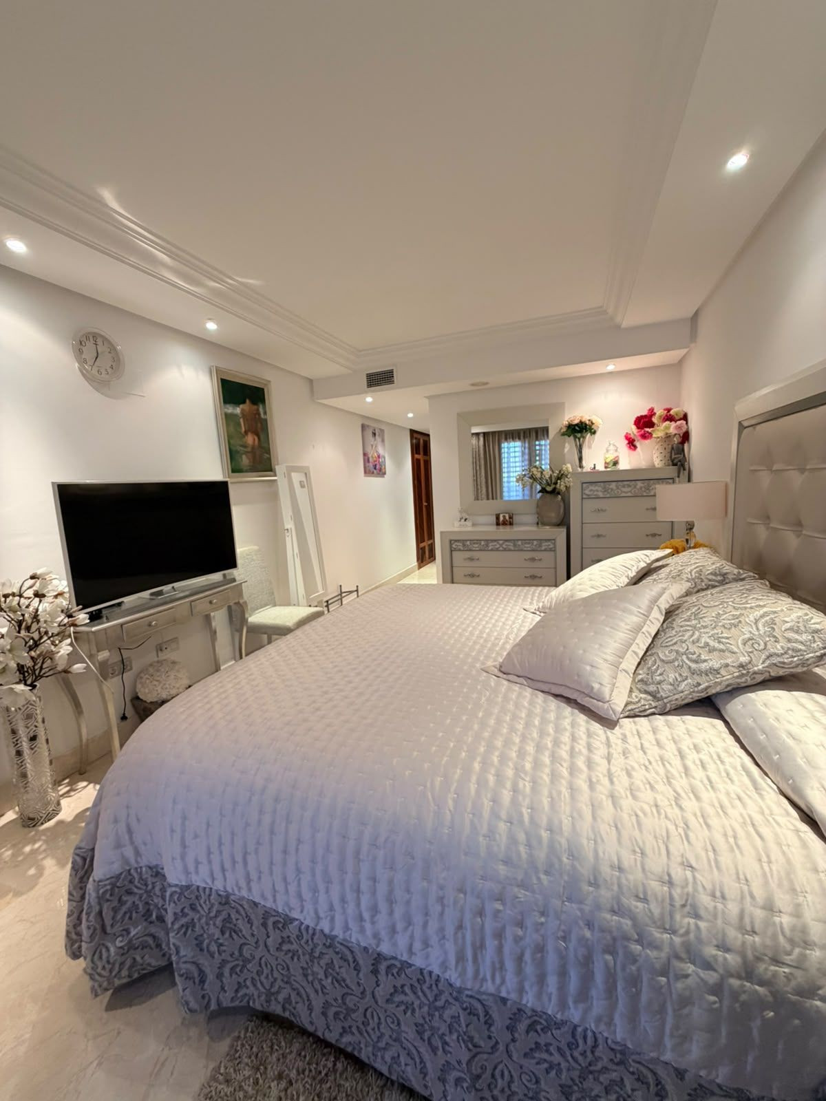 2 Bed Apartment for sale in New Golden Mile Costa Del Sol, Málaga, Spain