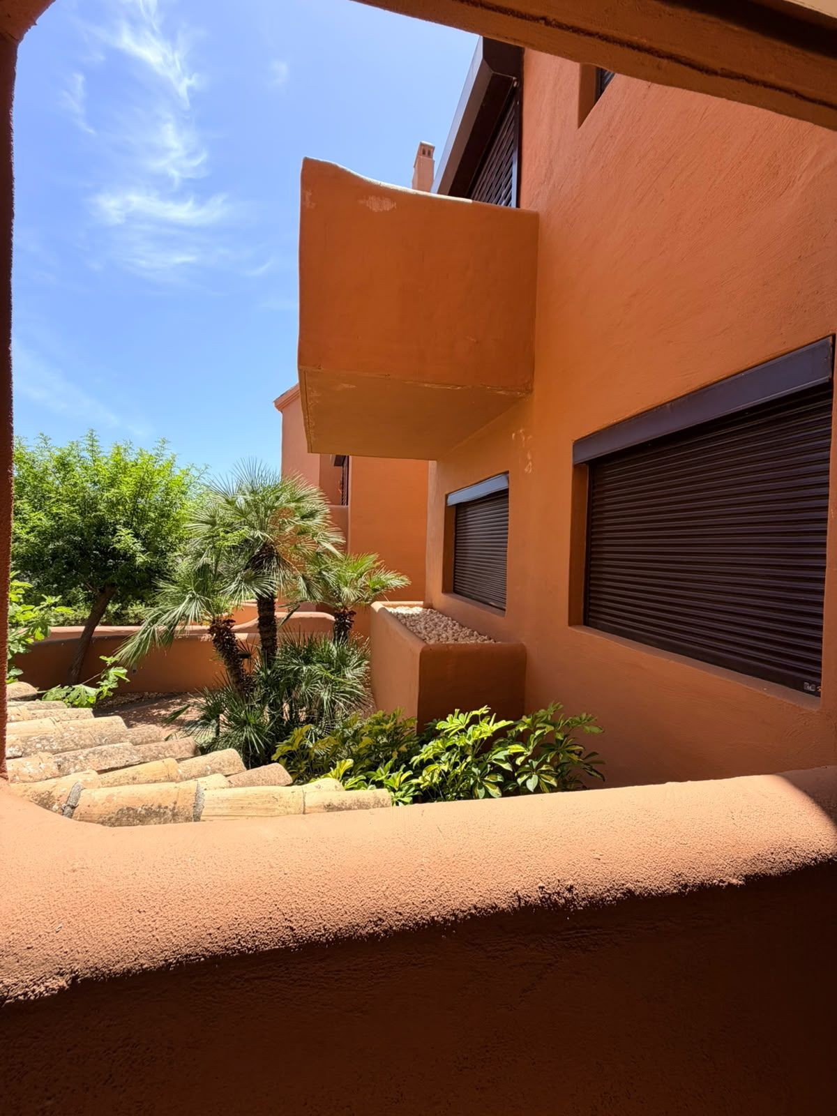 2 Bed Apartment for sale in New Golden Mile Costa Del Sol, Málaga, Spain