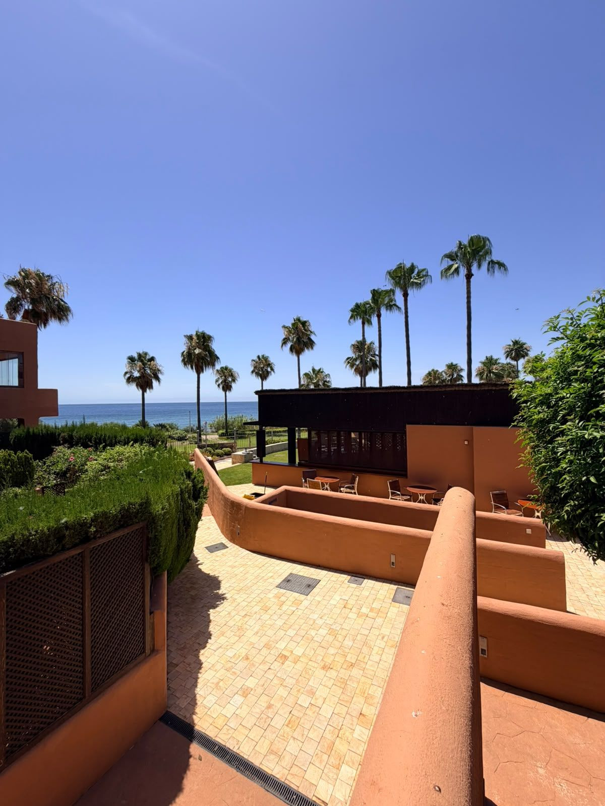 2 Bed Apartment for sale in New Golden Mile Costa Del Sol, Málaga, Spain