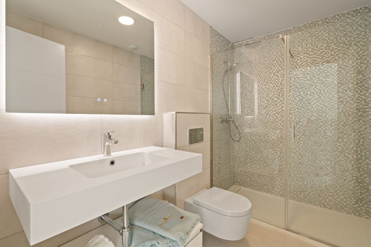 3 Bed Apartment for sale in La Cala De Mijas Costa Del Sol, Málaga, Spain