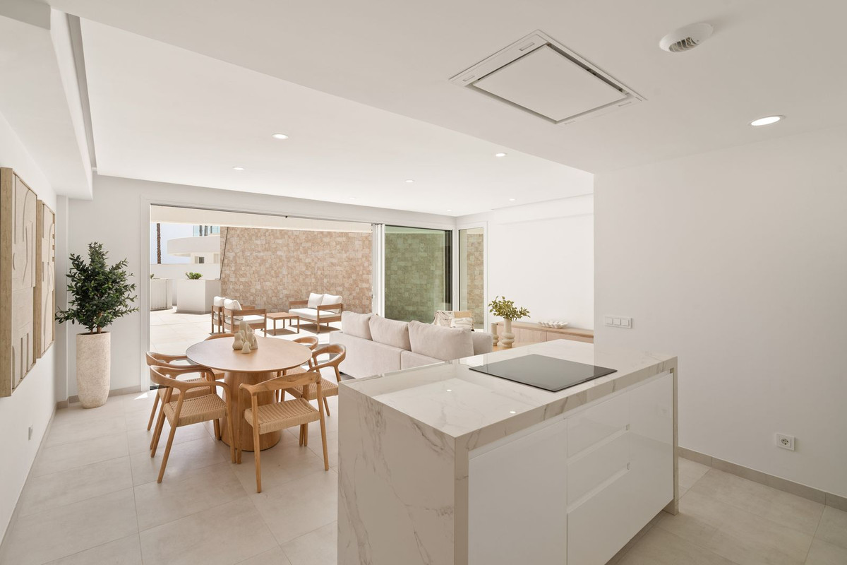 3 Bed Apartment for sale in La Cala De Mijas Costa Del Sol, Málaga, Spain