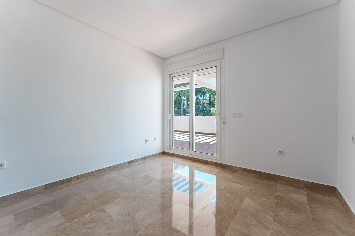 2 Bed Apartment for sale in Torrequebrada Costa Del Sol, Málaga, Spain
