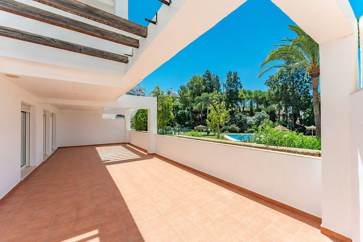 2 Bed Apartment for sale in Torrequebrada Costa Del Sol, Málaga, Spain