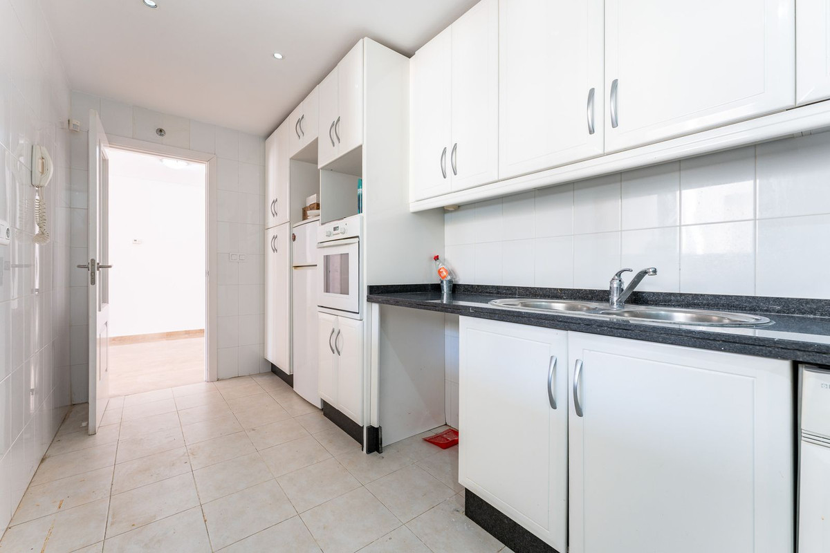 2 Bed Apartment for sale in Torrequebrada Costa Del Sol, Málaga, Spain