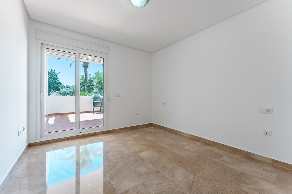 2 Bed Apartment for sale in Torrequebrada Costa Del Sol, Málaga, Spain
