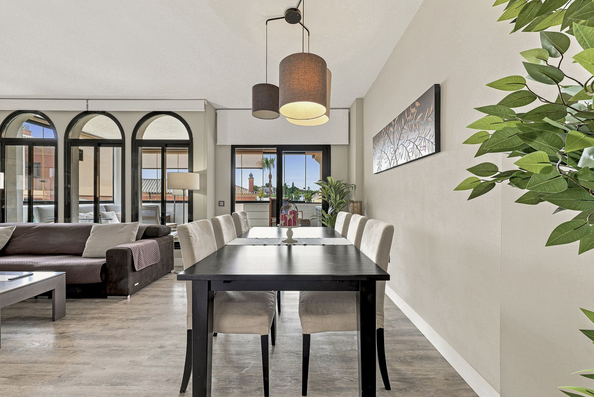 3 Bed Apartment for sale in Elviria Costa Del Sol, Málaga, Spain