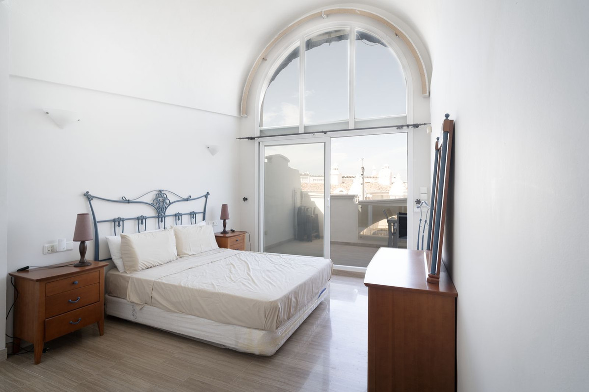 3 Bed Apartment for sale in Benalmadena Costa Costa Del Sol, Málaga, Spain