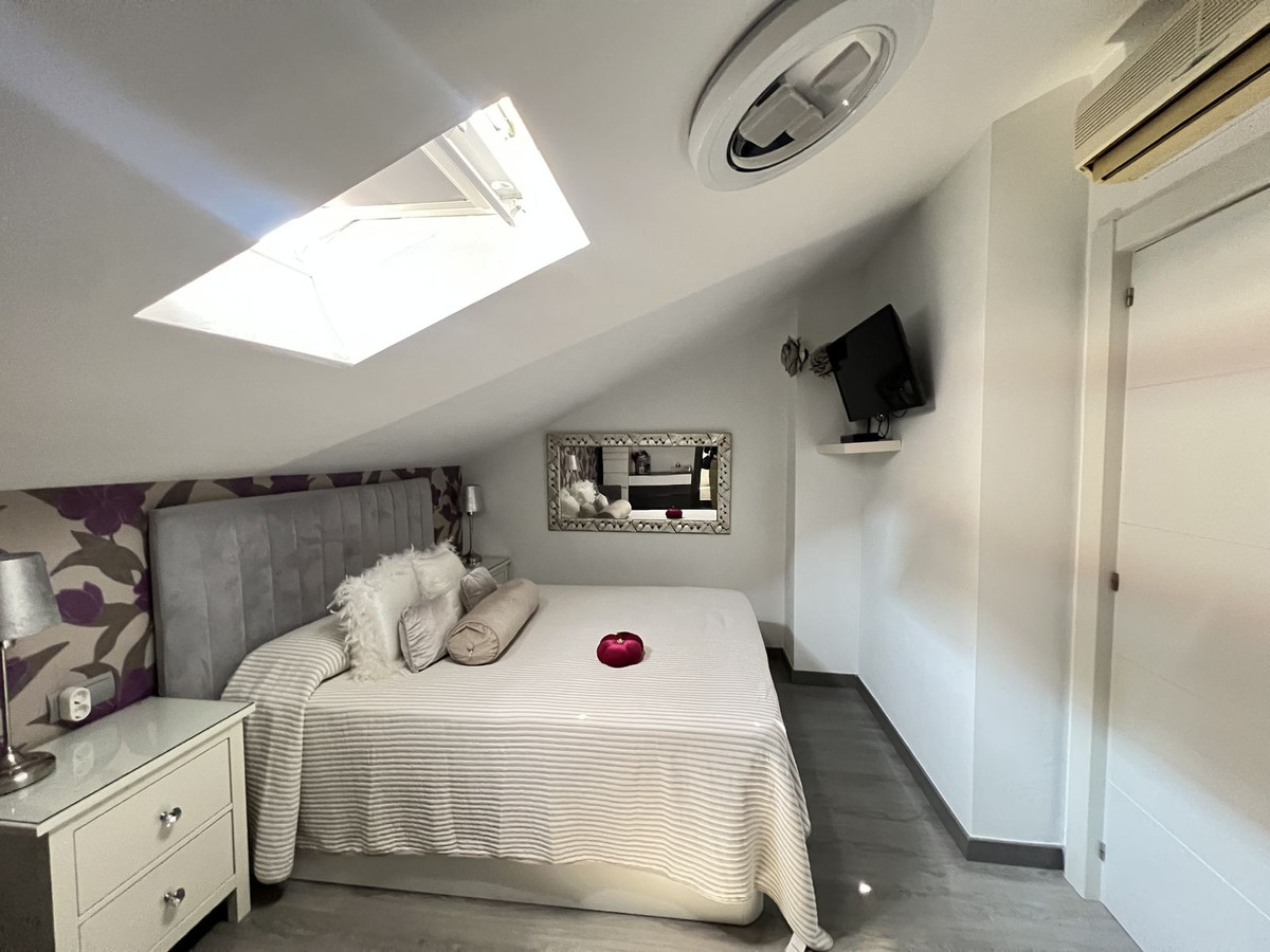 4 Bed Townhouse for sale in Cártama Costa Del Sol, Málaga, Spain