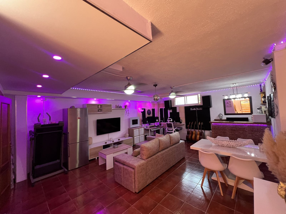 4 Bed Townhouse for sale in Cártama Costa Del Sol, Málaga, Spain