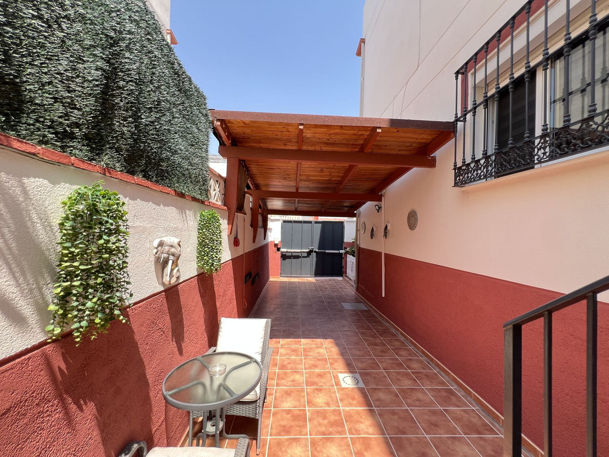 4 Bed Townhouse for sale in Cártama Costa Del Sol, Málaga, Spain