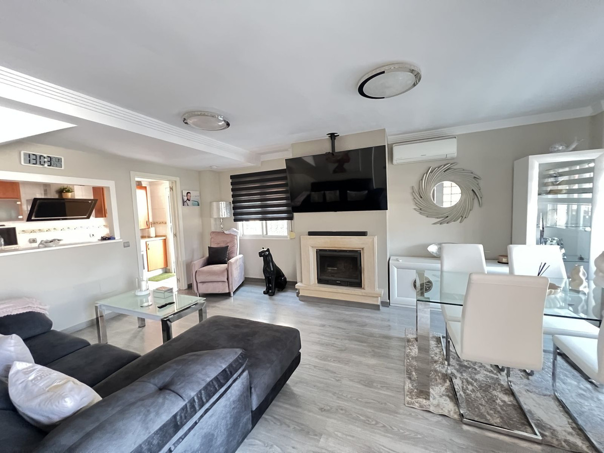 4 Bed Townhouse for sale in Cártama Costa Del Sol, Málaga, Spain