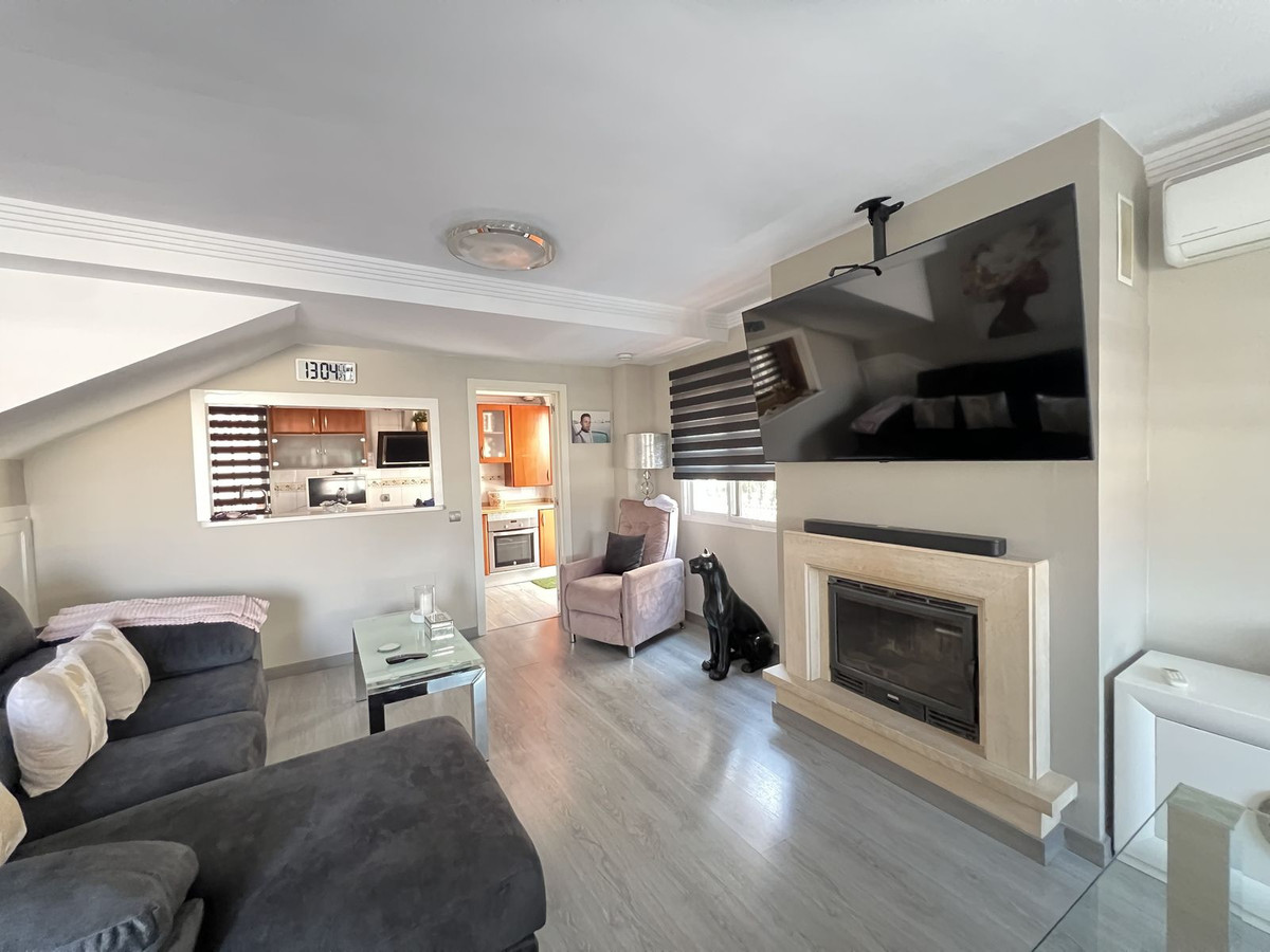 4 Bed Townhouse for sale in Cártama Costa Del Sol, Málaga, Spain
