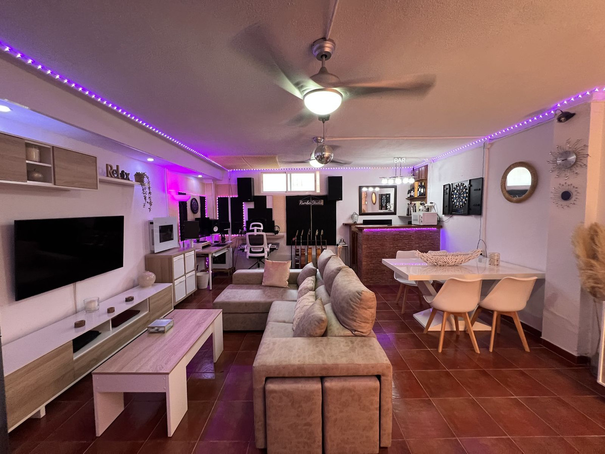 4 Bed Townhouse for sale in Cártama Costa Del Sol, Málaga, Spain