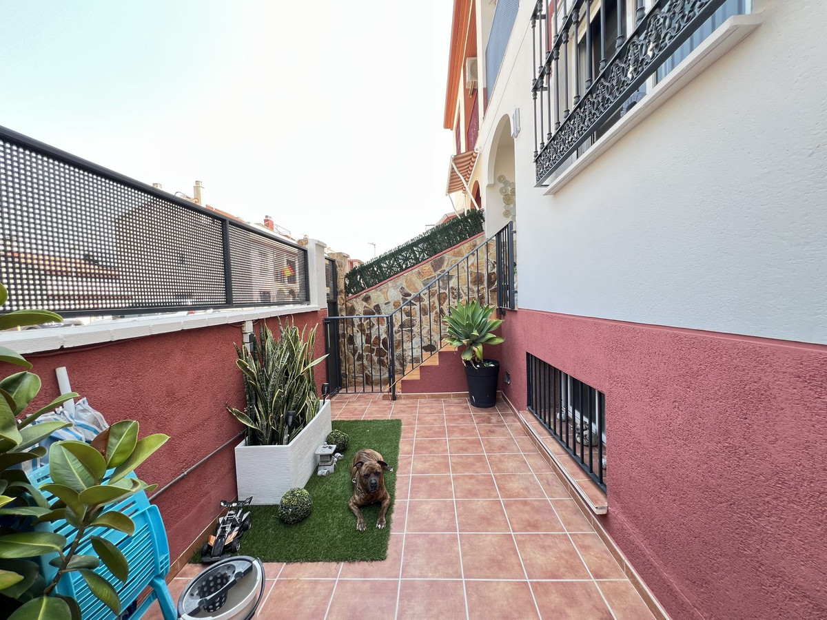 4 Bed Townhouse for sale in Cártama Costa Del Sol, Málaga, Spain