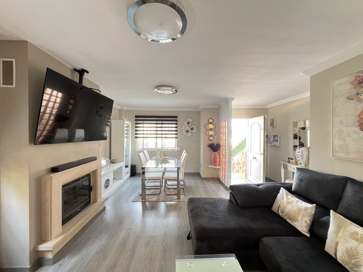 4 Bed Townhouse for sale in Cártama Costa Del Sol, Málaga, Spain