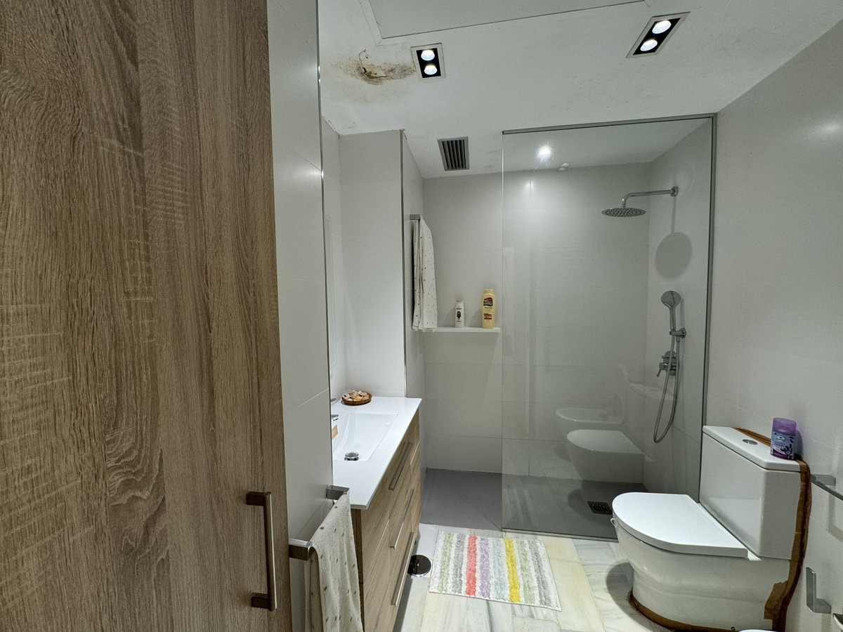 2 Bed Apartment for sale in Marbella Costa Del Sol, Málaga, Spain