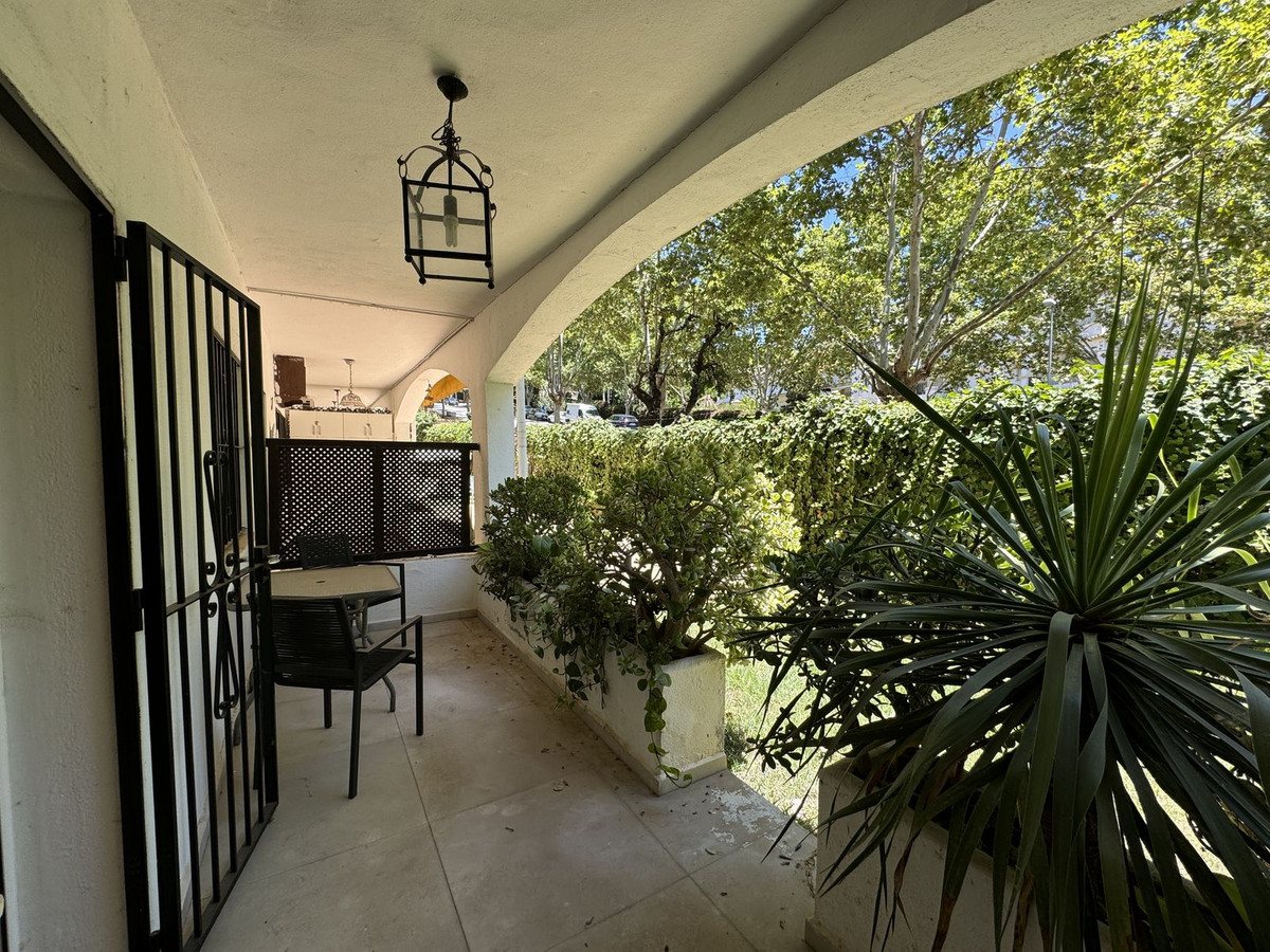 2 Bed Apartment for sale in Marbella Costa Del Sol, Málaga, Spain