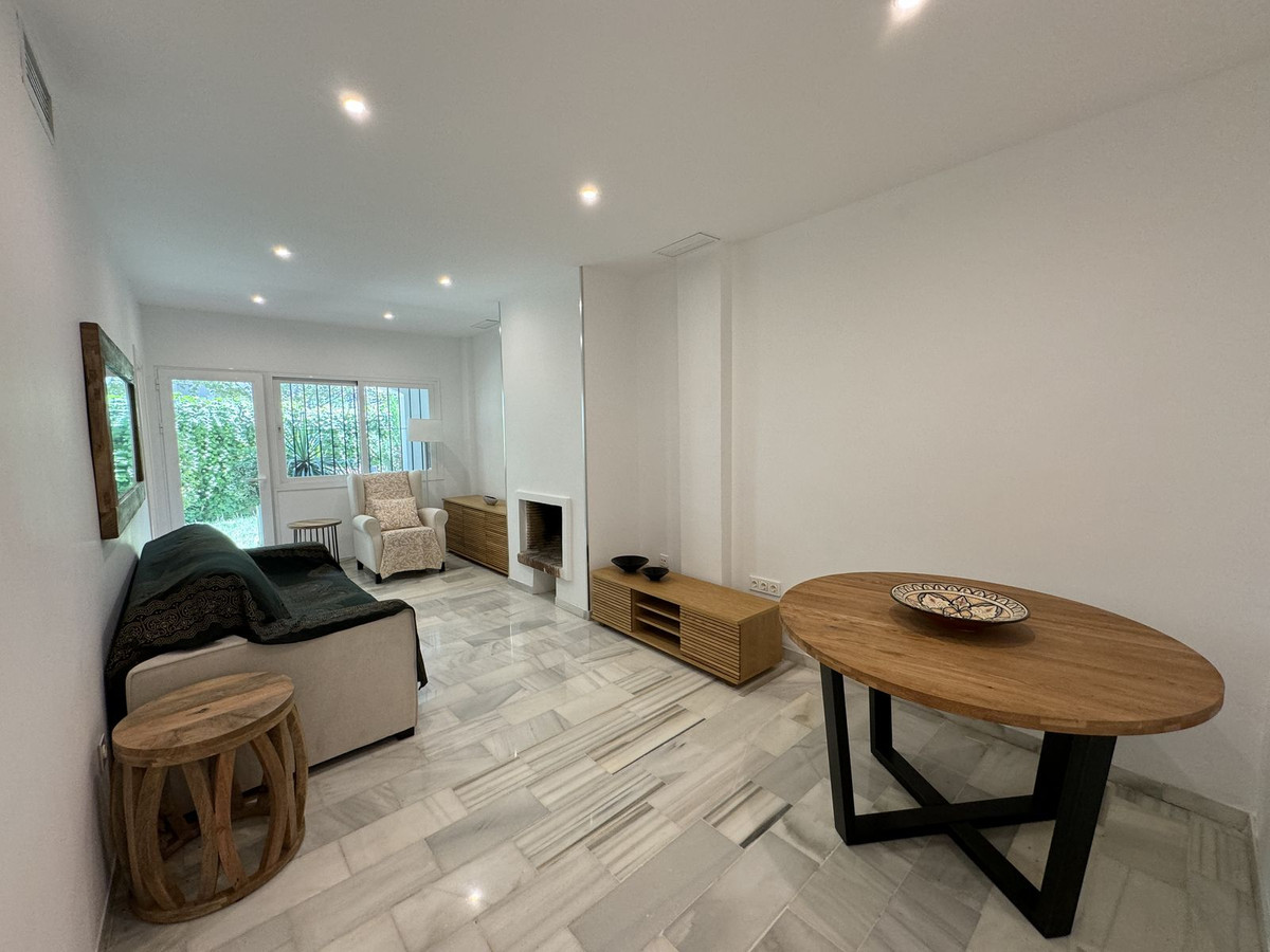 2 Bed Apartment for sale in Marbella Costa Del Sol, Málaga, Spain