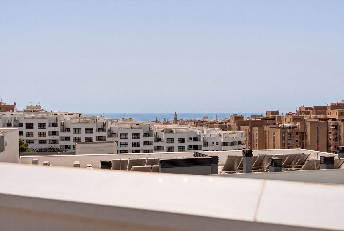 4 Bed Apartment for sale in Estepona Costa Del Sol, Málaga, Spain